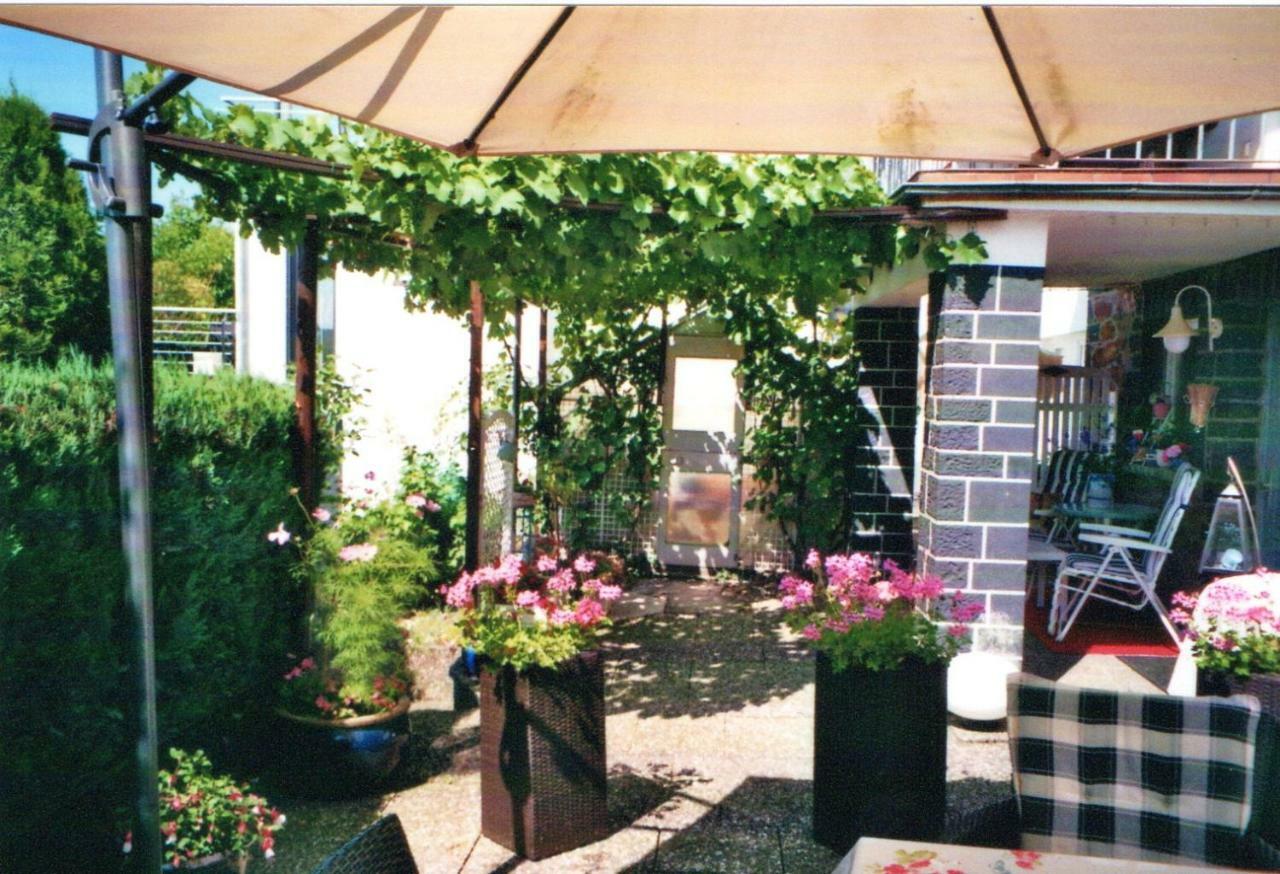 Ferienwohnung Buettner Solms-Oberbiel Exterior foto